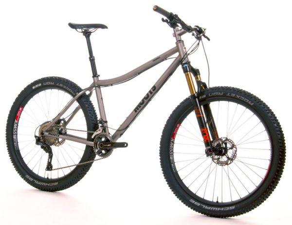 moots-farwell-275plus-hardtail-titanium-mountain-bike-2