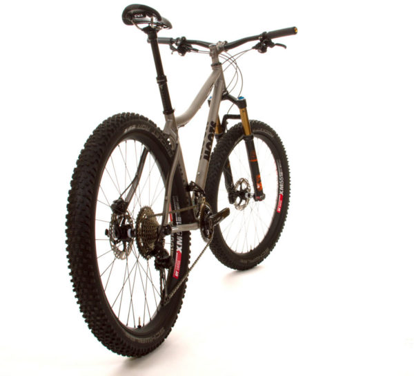 moots-farwell-275plus-hardtail-titanium-mountain-bike-3