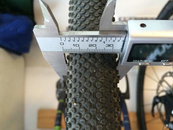 Schwalbe G-One gravel tire review with measured width