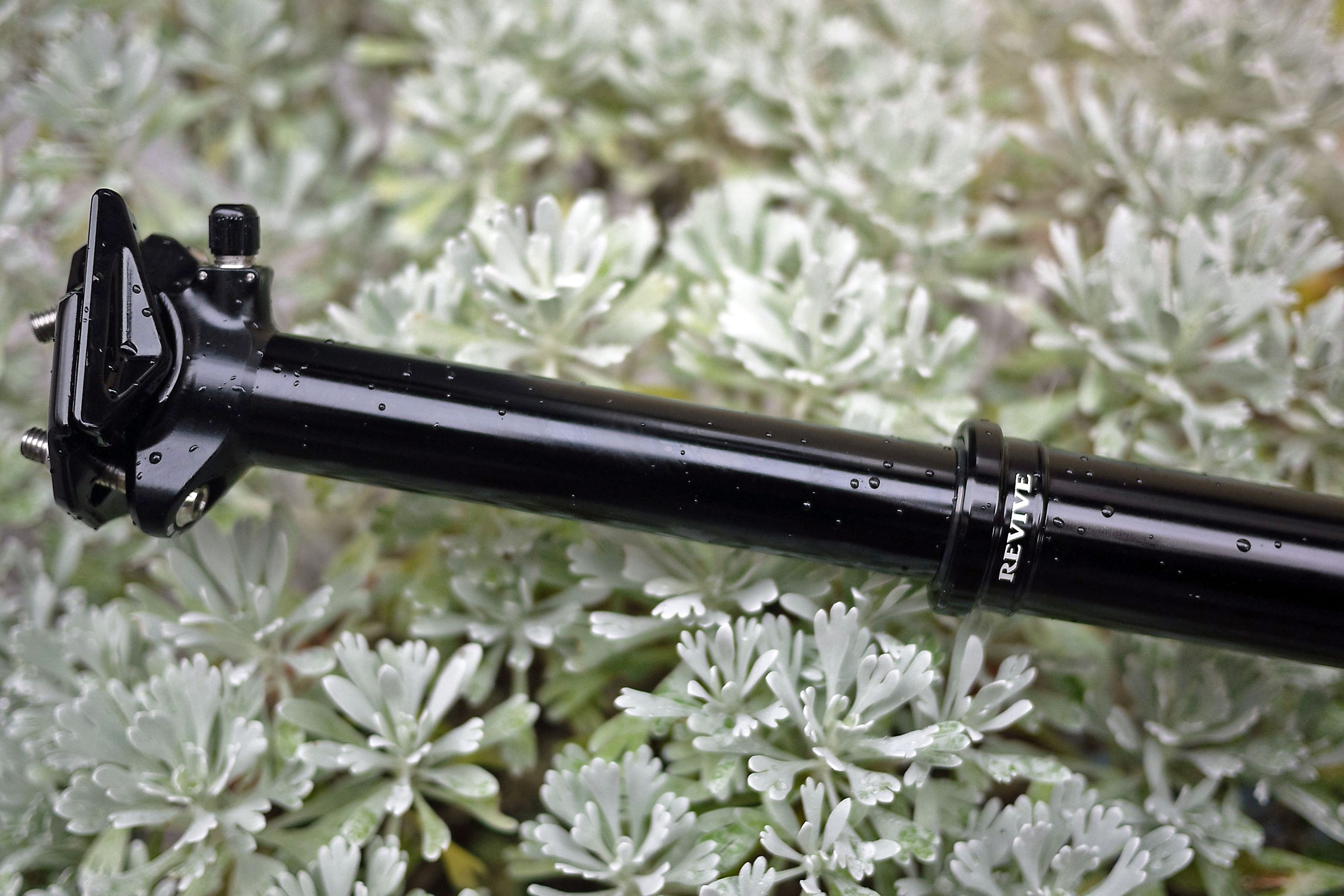 The Revive, a truly innovative dropper seatpost from BikeYoke