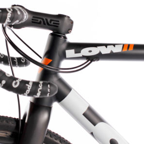 Low_MKII_aluminum-disc-brake-cyclocross-race-bike_headtube