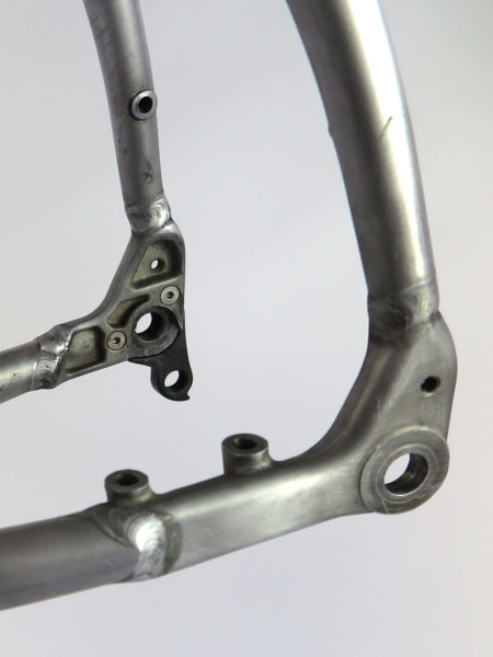 Mason-Bokeh-650b-alloy-adventure-gravel-road-bike_pre-production-aluminum-frame_dropout1