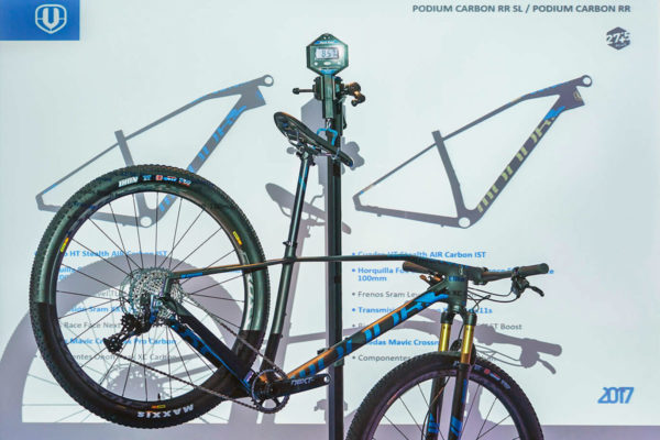 Mondraker_Podium-Carbon-RR-SL_carbon-xc-race-hardtail-mountainbike_actual-weight-8570g