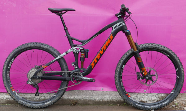 Stevens_Whaka-Carbon-Max_150mm-full-suspension-carbon-27-5-enduro-mountain-bike_complete