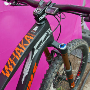 Stevens_Whaka-Carbon-Max_150mm-full-suspension-carbon-27-5-enduro-mountain-bike_front-end