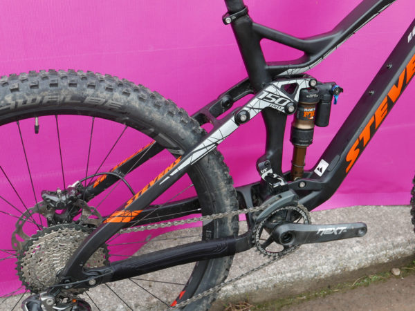 Stevens_Whaka-Carbon-Max_150mm-full-suspension-carbon-27-5-enduro-mountain-bike_suspension
