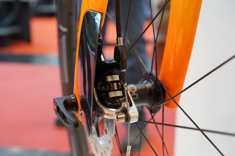 parlee-TTiR-disc-brake-triathlon-bike-detail-photos04