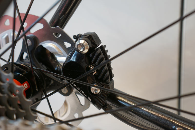 parlee altum and chebacco road gravel bikes switch to flat mount disc brakes and 12mm thru axles