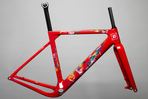3T_Exploro-Pegoretti-Edition-LTD_one-of-a-kind-custom-painted-aero-gravel-road-bike_frameset