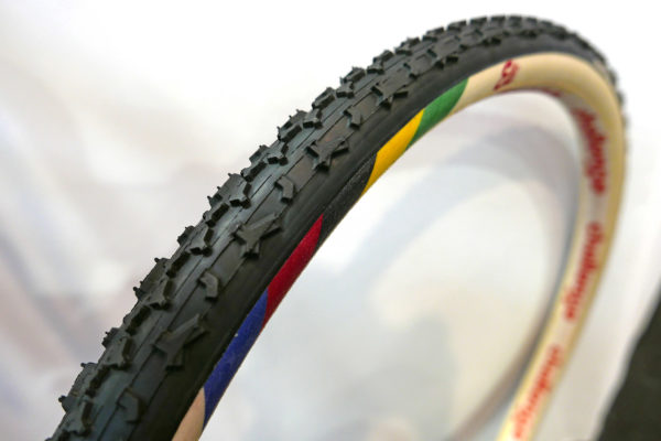 challenge-new-baby-limus_team-edition-sealed_all-conditions-cyclocross-tubular-tires_world-champion-special_eli-iserbyt-u23
