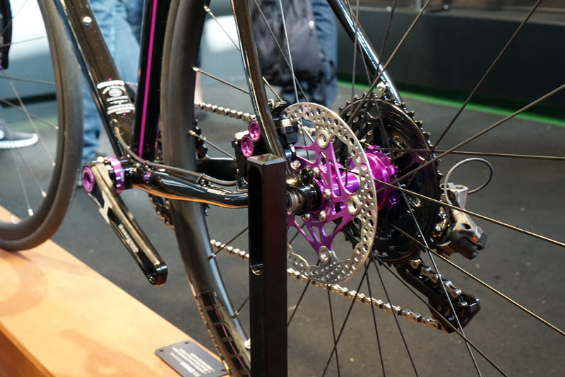 hope tech road disc brakes and hubs