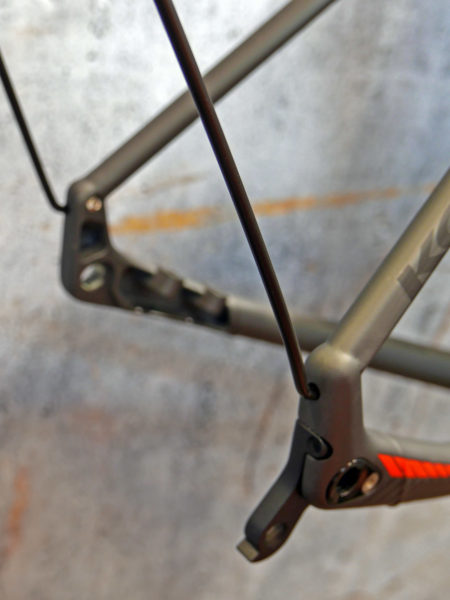 koga_colmaro_aluminum-disc-brake-endurance-gravel-road-race-bike-prototype_fender-stays