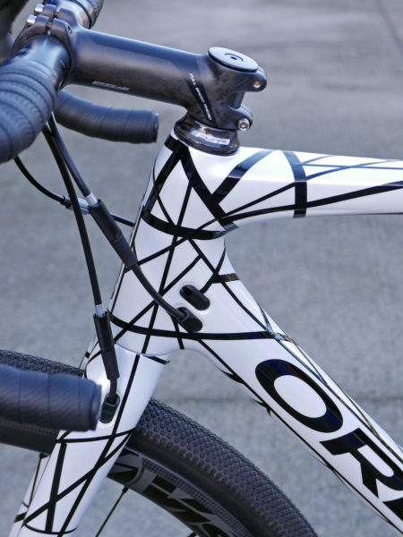 orbea-new-terra_omp_lightweight-disc-brake-carbon-gravel-road-cyclocross-bike_headtube-side