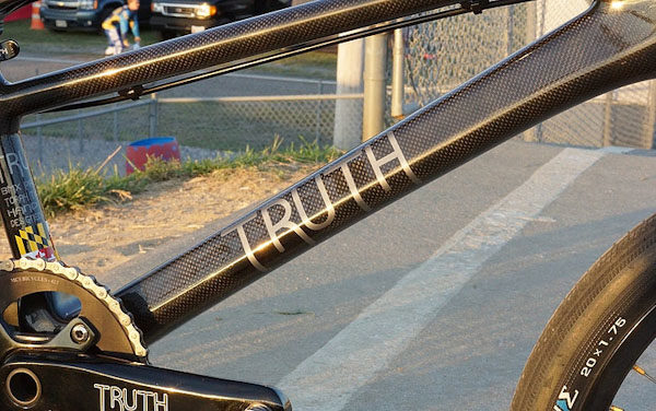 Truth BMX main event carbon, tubing closeup