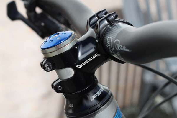 Gravity Light mountain bike stem review - BikeRadar