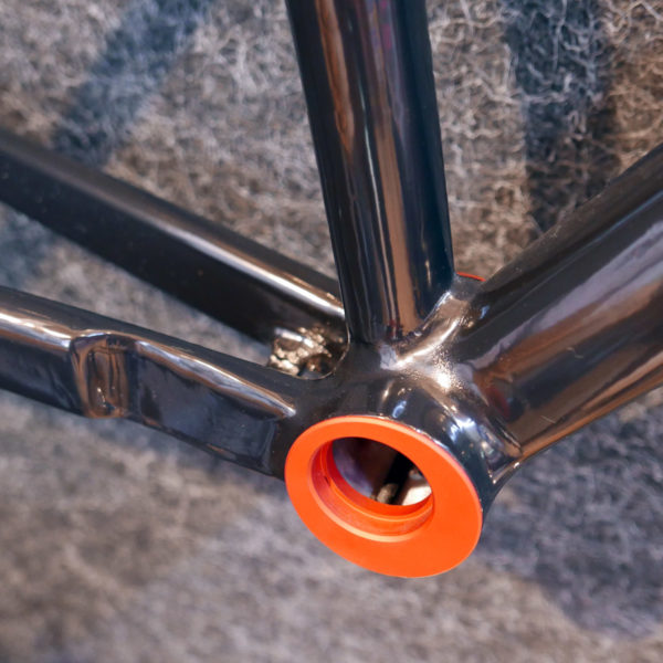 fabike_a1x_aluminum-flexible-adjustable-belt-drive-single-speed-all-road-gravel-cyclocross-bike_eccentric-bottom-bracket-detail