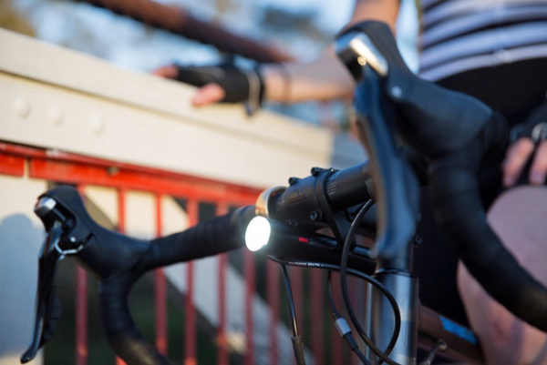 knog-pwr_pwr-300lm-bike-headlight_on-bike