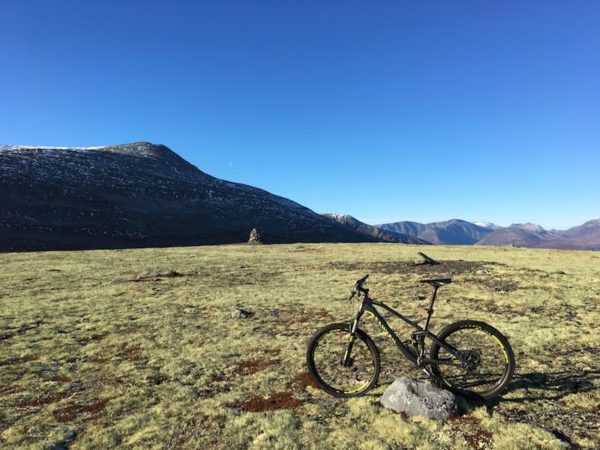 bikerumor pic of the day end of the cycling season in norway