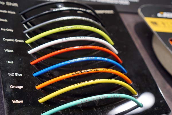 EB16: Jagwire cuts serious weight from cable housing in more ways than one  - Bikerumor