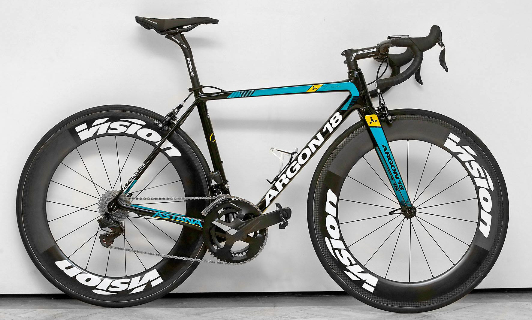 Astana & FSA tease K-Force WE equipped Argon18 bikes from training camp