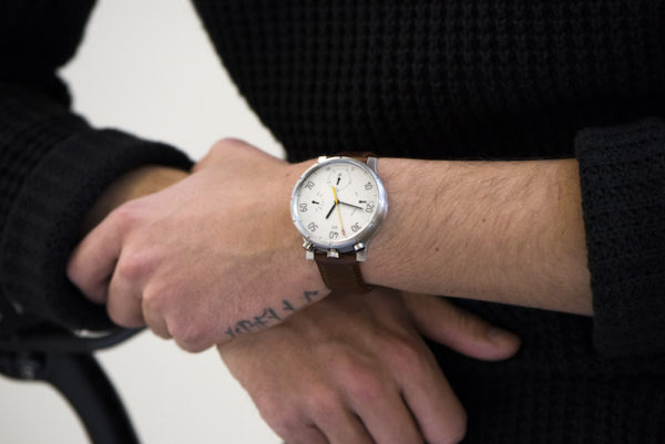 Moskito smartwatch, on wrist
