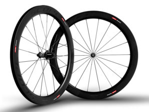 scope-cycling_r5c_carbon-tubeless-clincher-rim-brake-road-wheels_studio