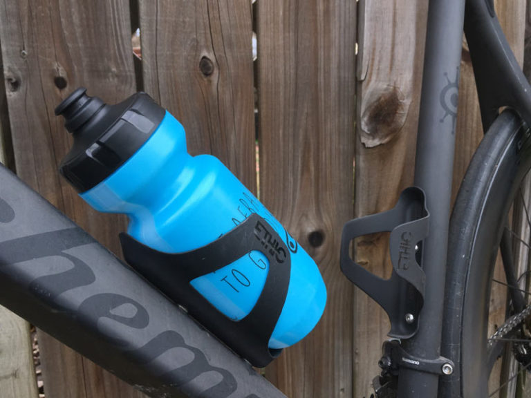 5 awesome carbon fiber water bottle cages (starting at 17 grams