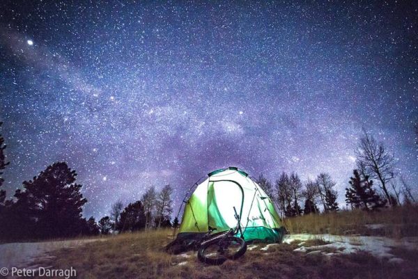 bikerumor pic of the day, bike packing under the stars in southern colorado near pikes peak, riding the rocky mountain sherpa