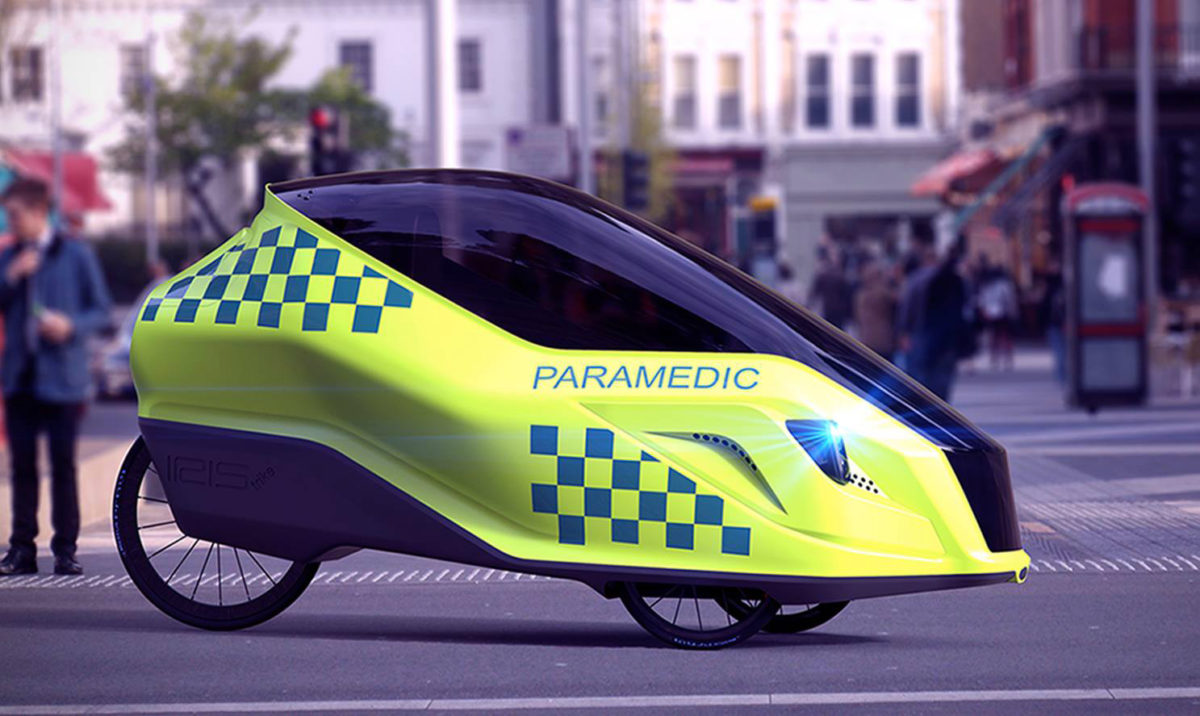 Sinclair IRIS goes the e-trike route too, for a super fast commuter