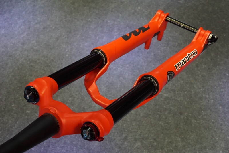 2018 Manitou Mattoc Pro enduro trail mountain bike suspension fork