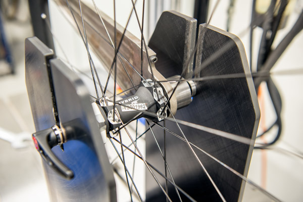 DT Swiss Hybrid E-MTB wheels, hub in lab