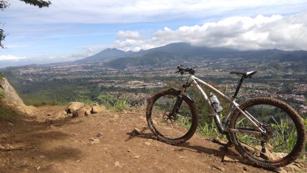 bikerumor pic of the day Bandung, Indonesia