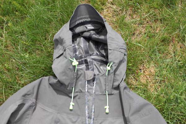 Endura MT500 pullover, hood and cinches