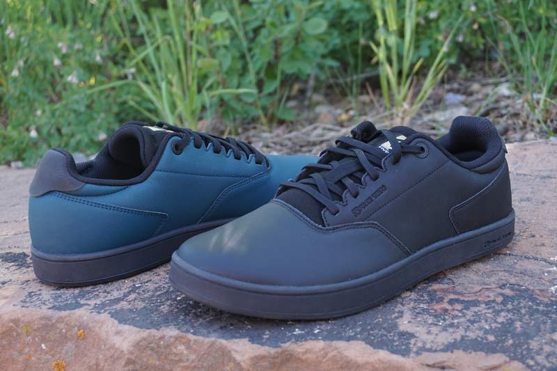 Five Ten gets a grip on leather commuter cycling shoes, plus killer new  approach shoes - Bikerumor
