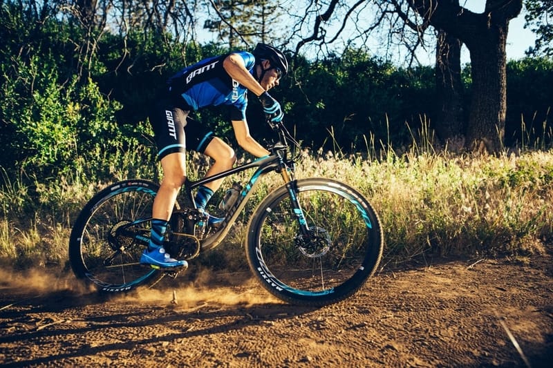 Featured image for the article Giant shifts back into big wheels with XC race focused Anthem 29