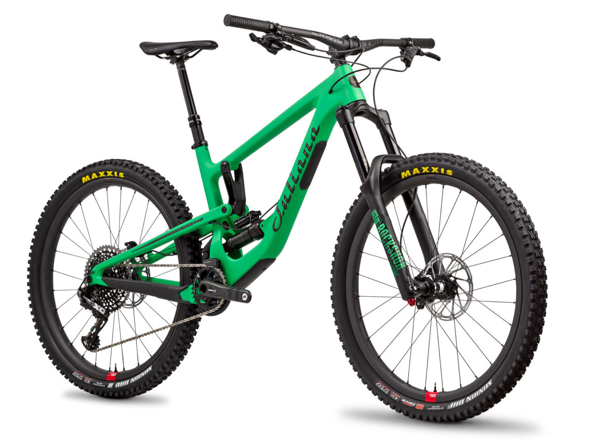 Juliana Strega stretches her legs with 170mm of women-specific VPP mountain bike