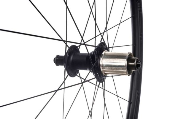2017 Stans NoTubes Avion Pro R carbon fiber rim brake tubeless ready road bike wheels