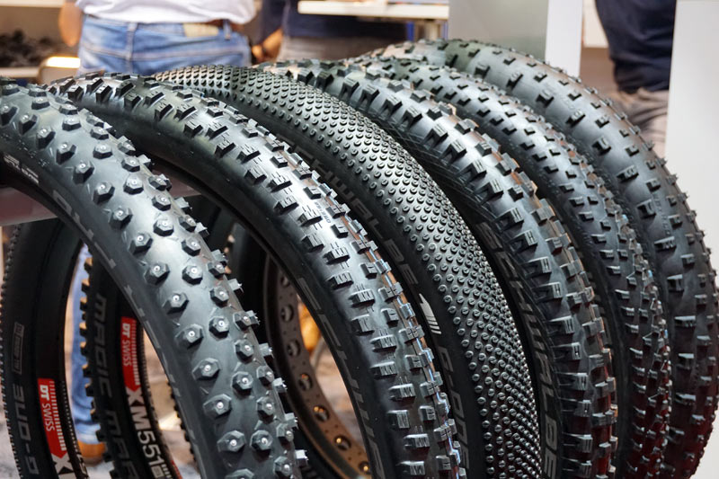 2018 Schwalbe Performance level mountain bike tires are all tubeless easy now and Magic Mary gets a 275x26 plus size