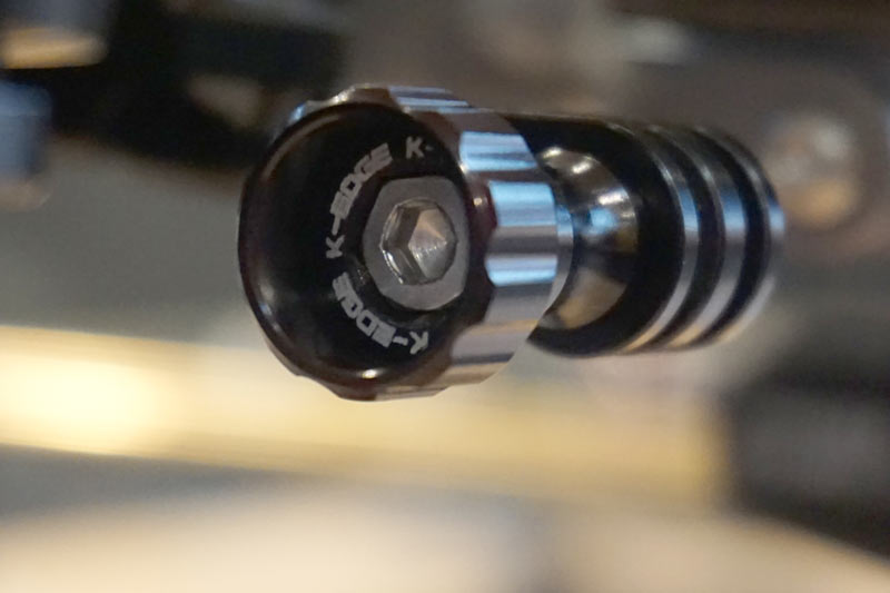 K-Edge alloy finger bolt for GoPro style mounts with 4mm allen hex bolt head