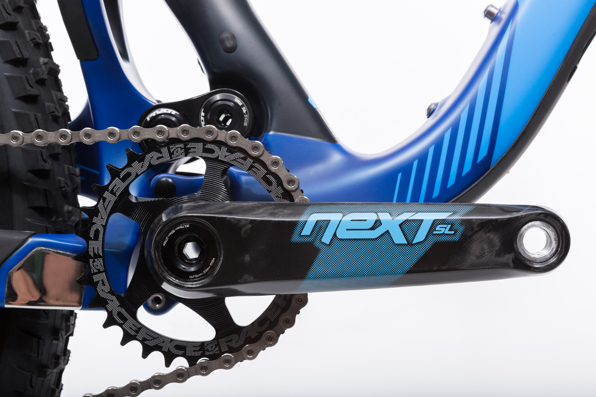 Pivot turns 10 with limited Anniversary Edition Mach 5.5 Carbon Trail bikes