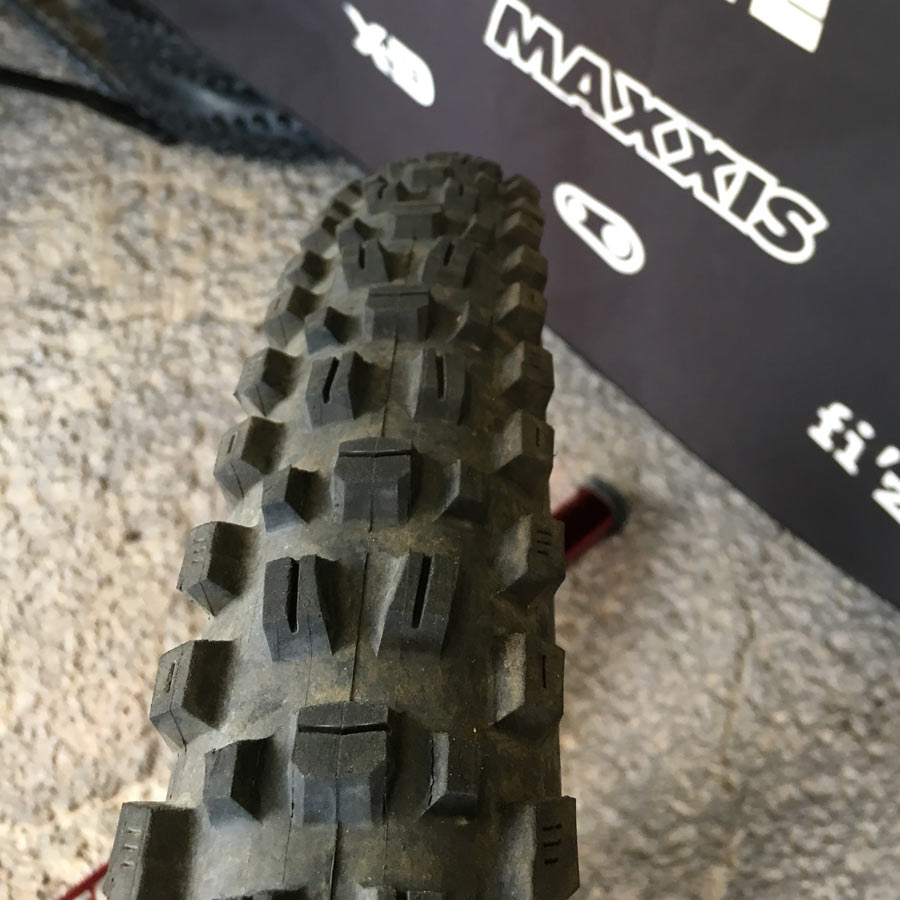 Maxxis assegai prototype DH mountain bike tires for santa cruz syndicate world cup downhill team and Greg Minnaar