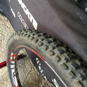 Prototype Maxxis DH mountain bike tire spotted under Greg Minnaar