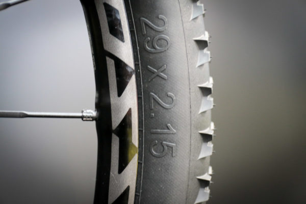 EB17: Hutchinson Conec'Tires concept offers remote tire pressure monitoring for MTB 