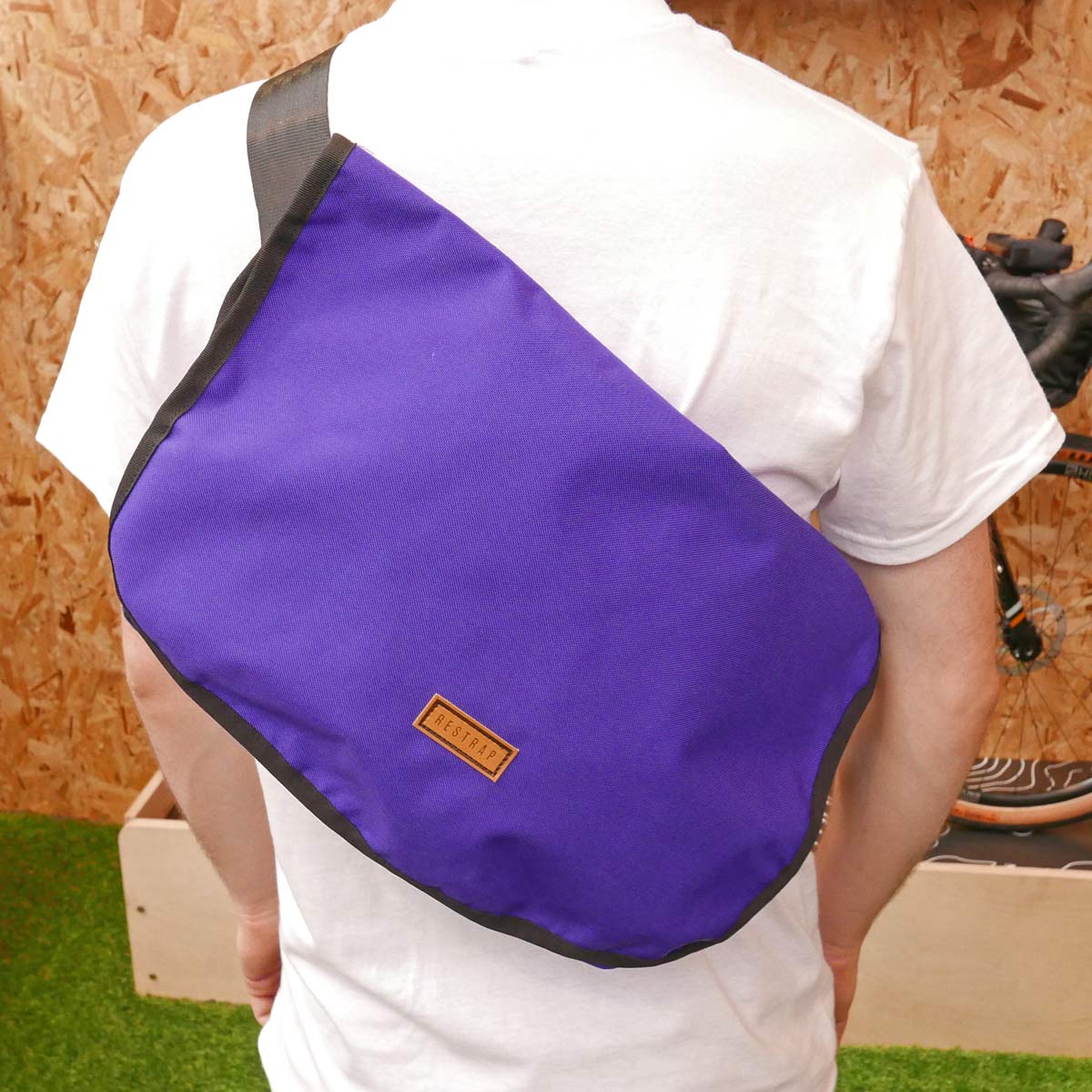 Restrap Messenger bag slim compact shoulder bag cycling backpack