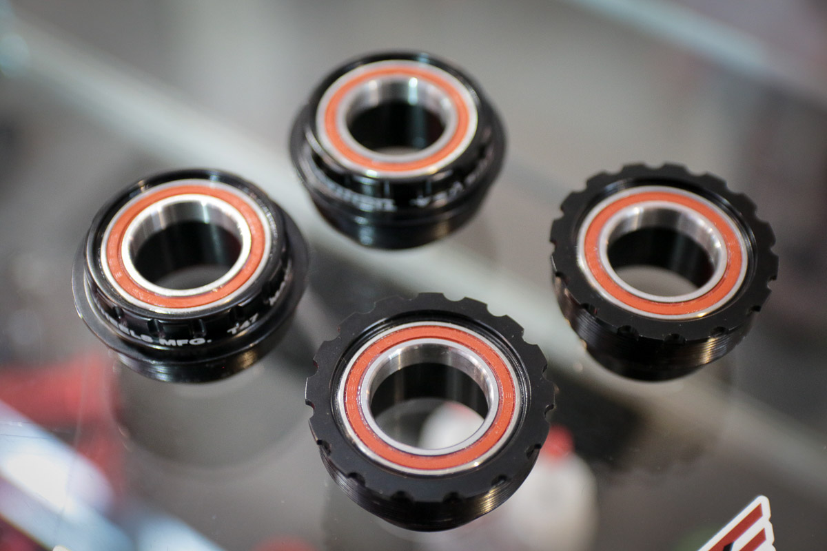EB17: Wheels Manufacturing adds 386EVO bottom brackets for 24mm spindles, T47 internal and external BBs