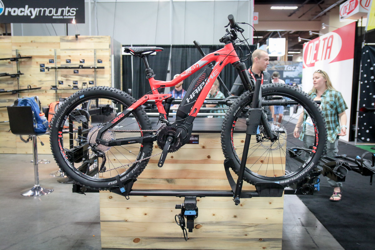RockyMounts carries a single bike with new Monorail Solo hitch rack