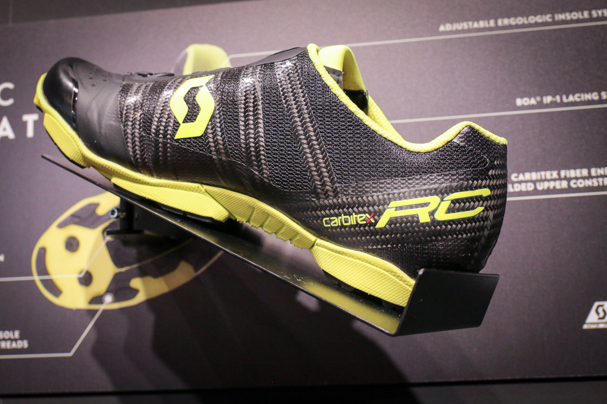 Scott Zero Loss cycling shoes use Carbitex so you don't lose any power