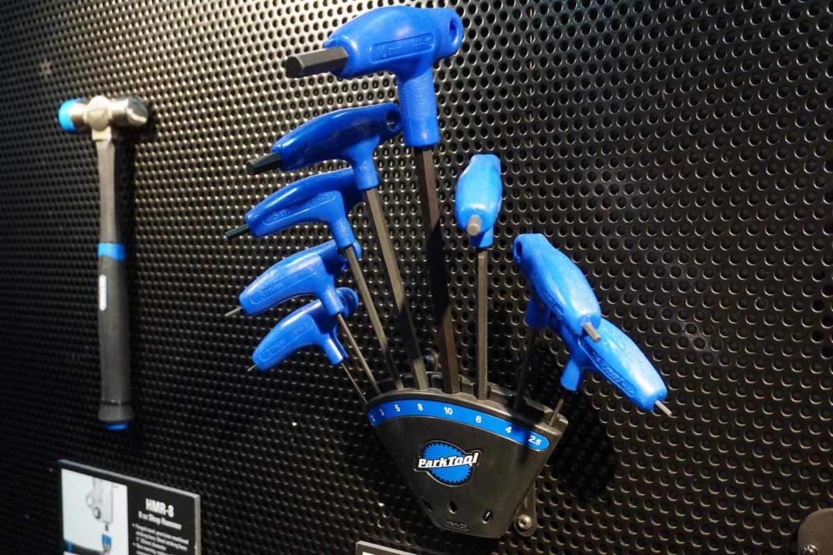 IB17: Park Tool shows new pro, shop tools, including JIS screwdrivers!