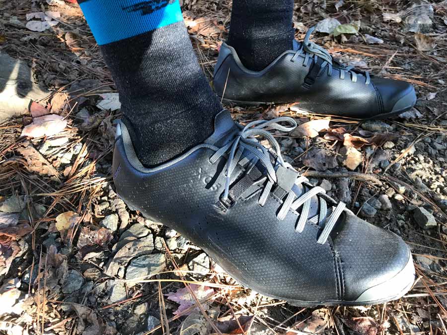 Shimano XC5 review covers the details of their newest gravel road bike shoe including actual weights