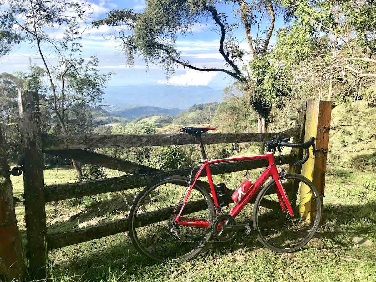 bikerumor pic of the day, bicycling in Zipacon, Colombia.